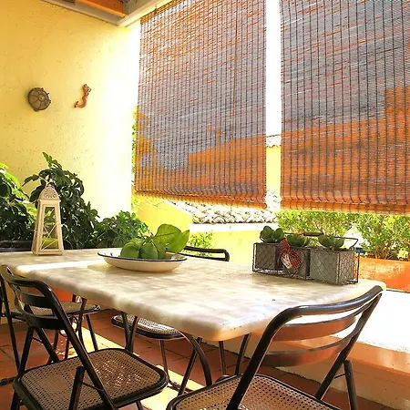 Olgas Beach Villas Apartman *